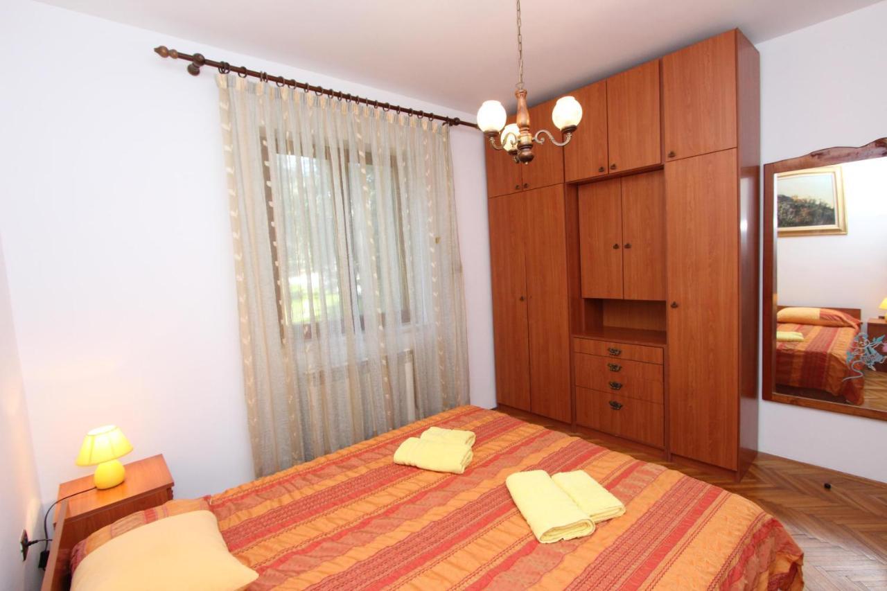 Apartment Clementina Visnjan Ngoại thất bức ảnh
